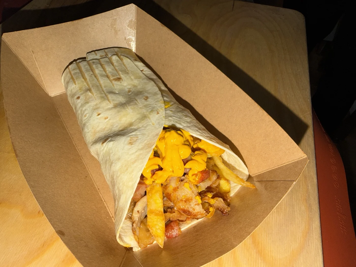 Piadina con cheddar e patatine